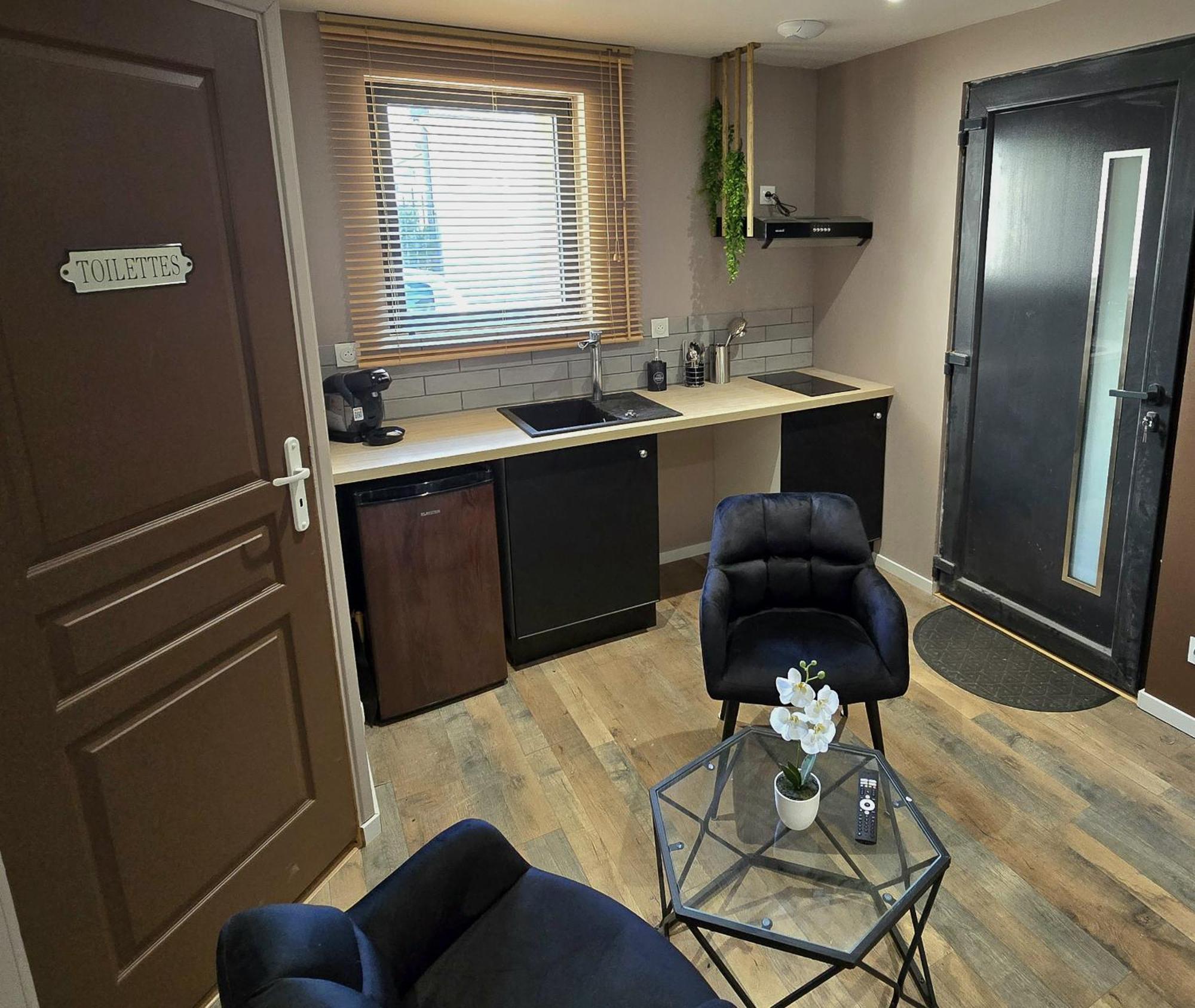 Appartement Chambre Cosy - Jacuzzi - Little Room Вандом Екстер'єр фото